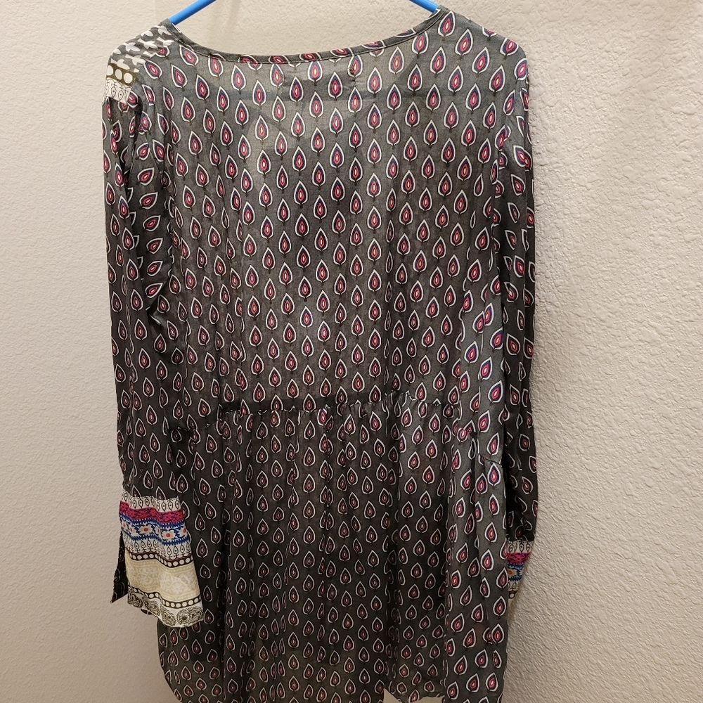 Pakistani Kurta - Picture 4 of 5